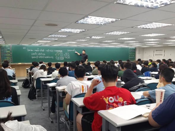Fengyuan Branch social post